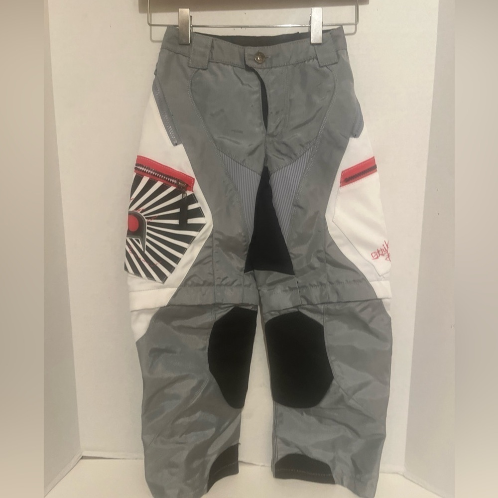 MSR Strike Force Youth Boys 24 Gray White Pants  ATV Dirtbike Motocross EUC.
